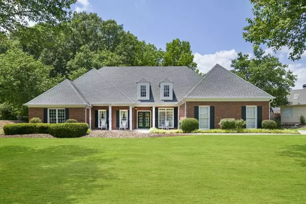 1585 Briers Chute, Alpharetta, GA 30004