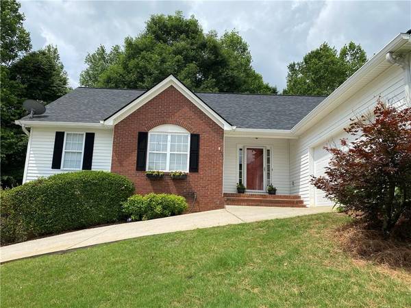 5214 Monarch DR, Gainesville, GA 30506