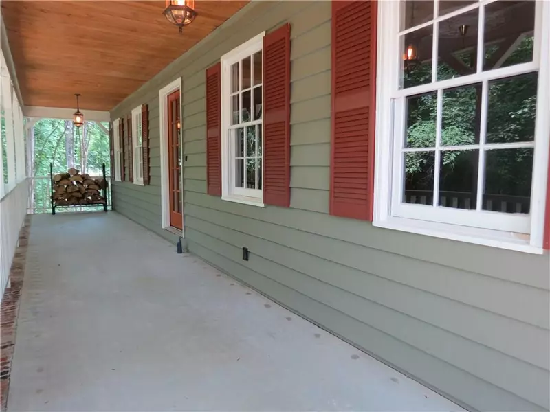 2344 Georgian TER, Snellville, GA 30078