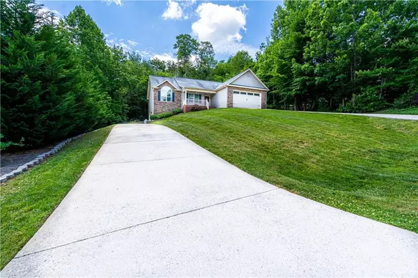 Clarkesville, GA 30523,481 Applewood CT