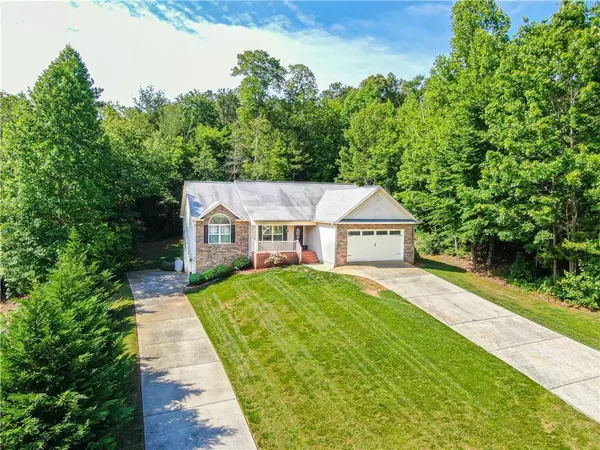 Clarkesville, GA 30523,481 Applewood CT