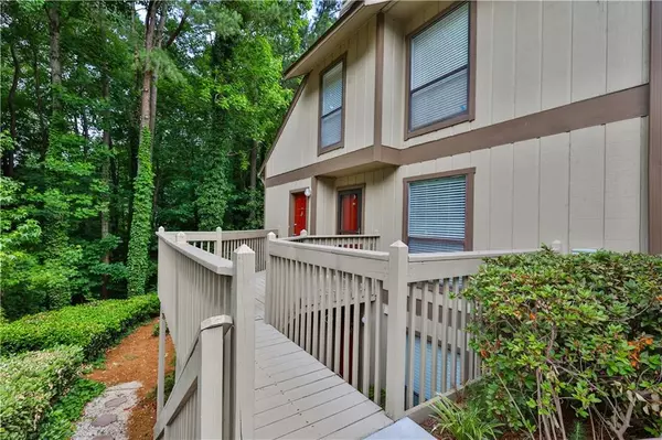 Sandy Springs, GA 30350,903 WOODCLIFF DR