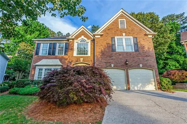 755 GLENRIDGE CLOSE DR, Atlanta, GA 30328