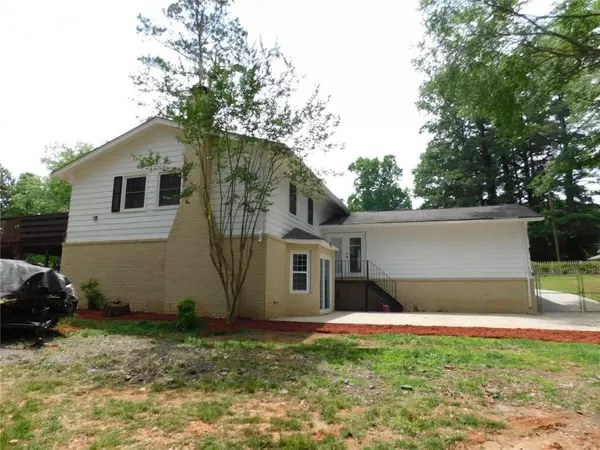 Smyrna, GA 30082,2575 Evergreen TRL SE