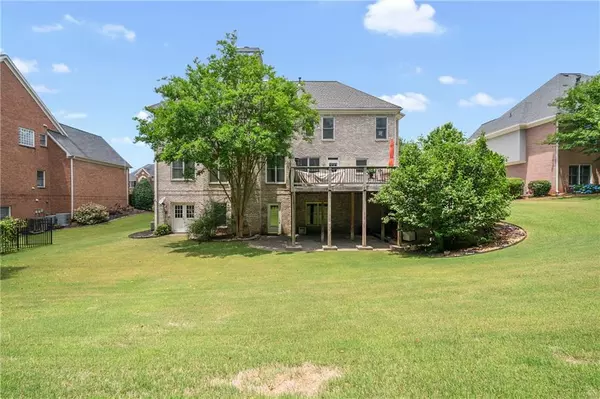 Buford, GA 30519,2827 Country House LN