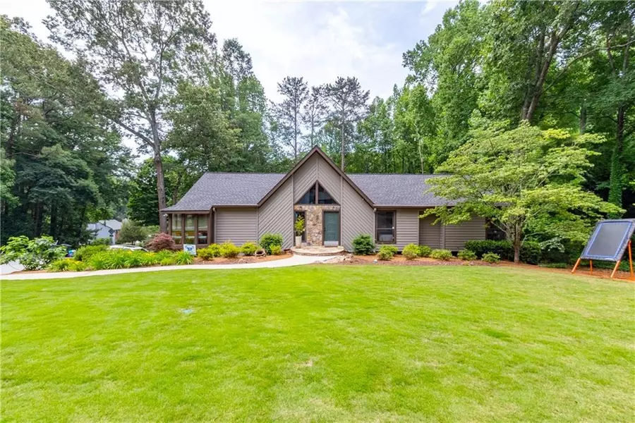 2525 Chimney Springs DR, Marietta, GA 30062