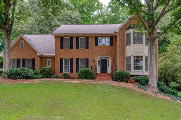 200 Treadwick DR, Sandy Springs, GA 30350