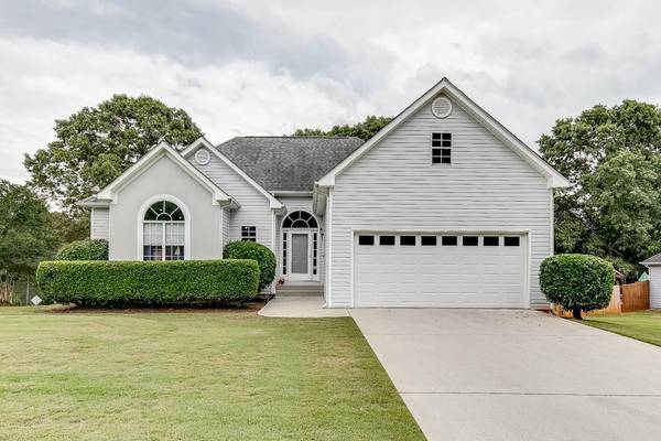 4603 Fox Forrest DR, Flowery Branch, GA 30542