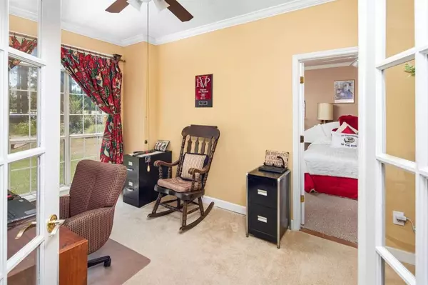 Eastman, GA 31023,117 Woodlakes DR
