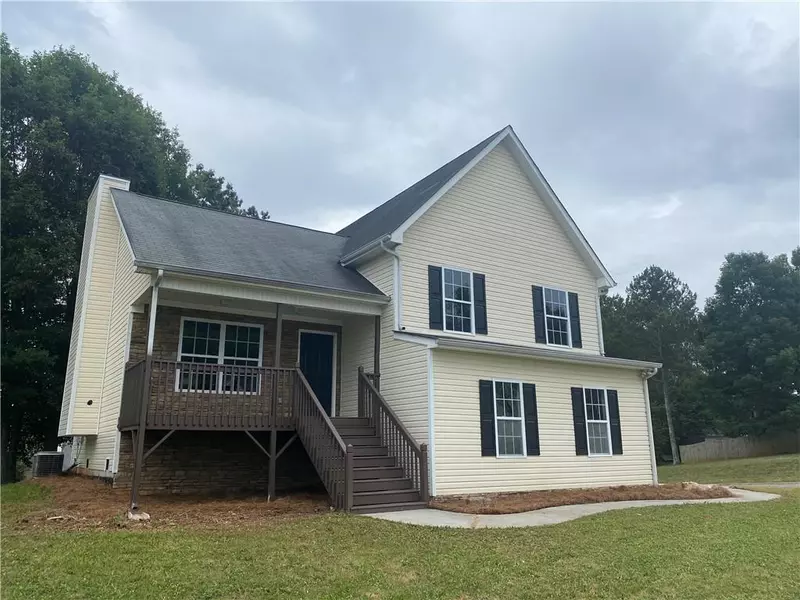 11 Clover PASS, Adairsville, GA 30103