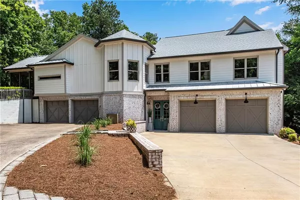 895 Pine Grove Pointe DR, Roswell, GA 30075