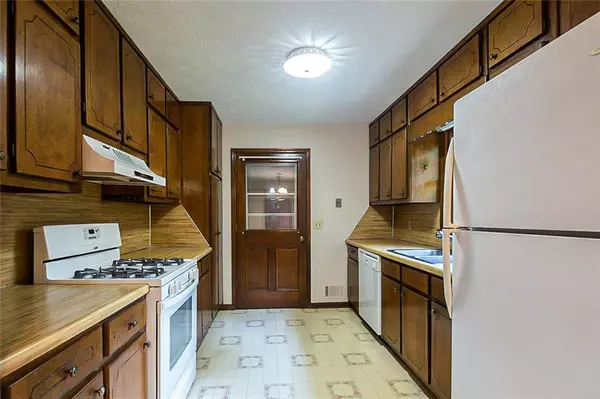 Conyers, GA 30094,2144 Moon DR SW