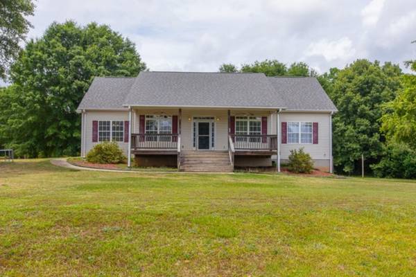 334 Willowwind DR, Loganville, GA 30052