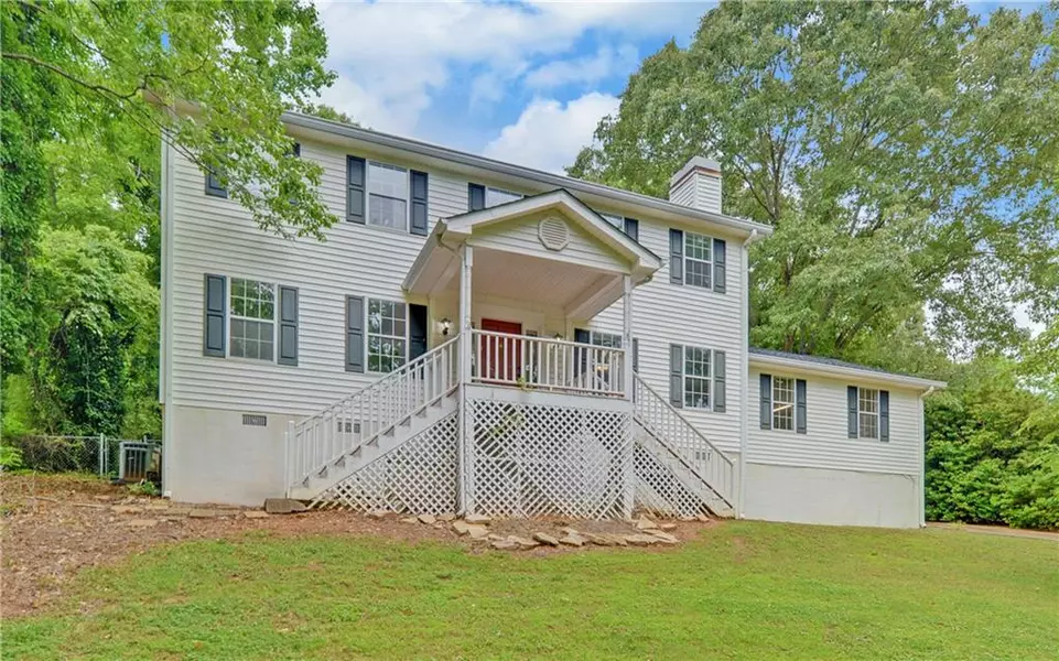 3539 Thompson BND, Gainesville, GA 30506