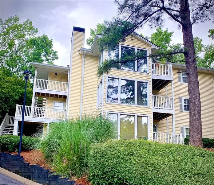 2757 SAINT AUGUSTINE TRL SE, Marietta, GA 30067