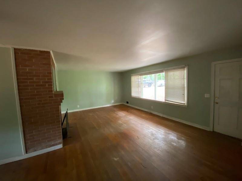 Acworth, GA 30101,4760 HILLSIDE DR