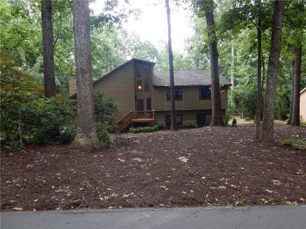 113 Ridge RD, Berkeley Lake, GA 30096