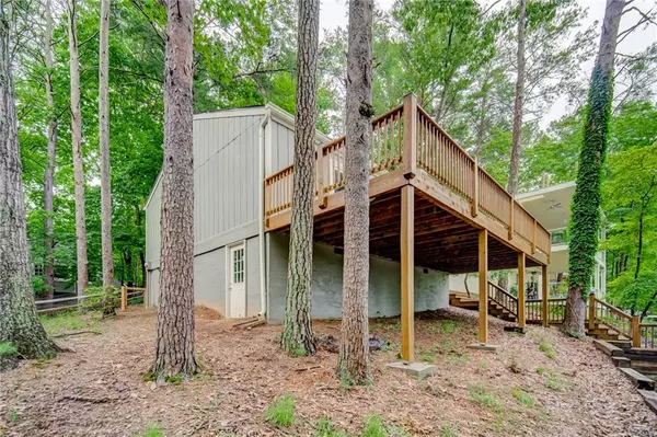 Waleska, GA 30183,224 Narrows DR