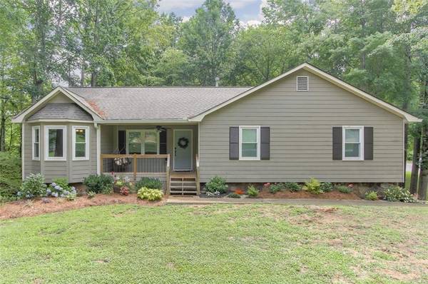 48 Shagbark CT, Dallas, GA 30157