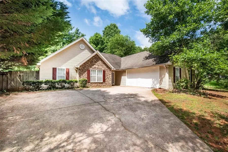 5208 Monarch DR, Gainesville, GA 30506