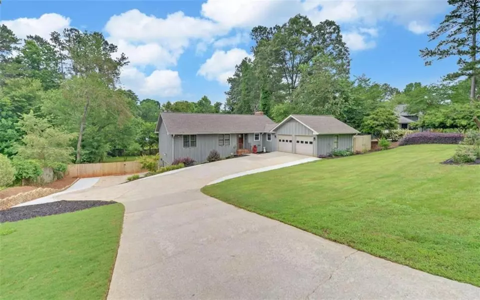 5301 Raintree TRL, Oakwood, GA 30566