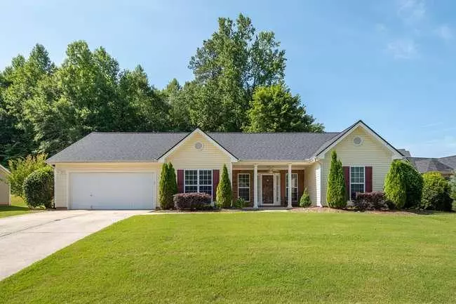 1374 Jefferson Walk CIR, Jefferson, GA 30549