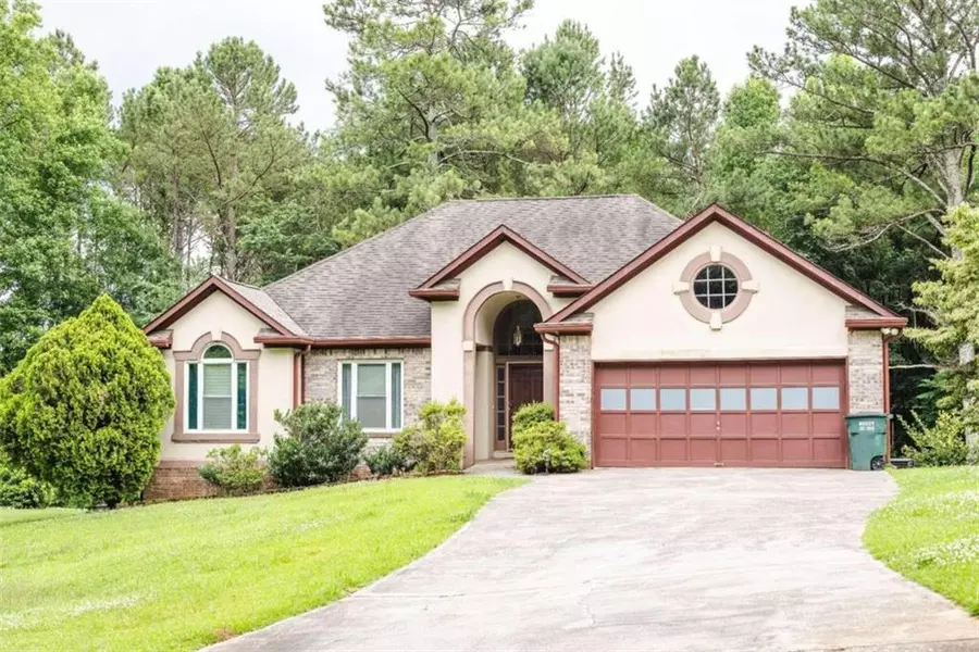 24 NW Wexford CIR, Cartersville, GA 30121