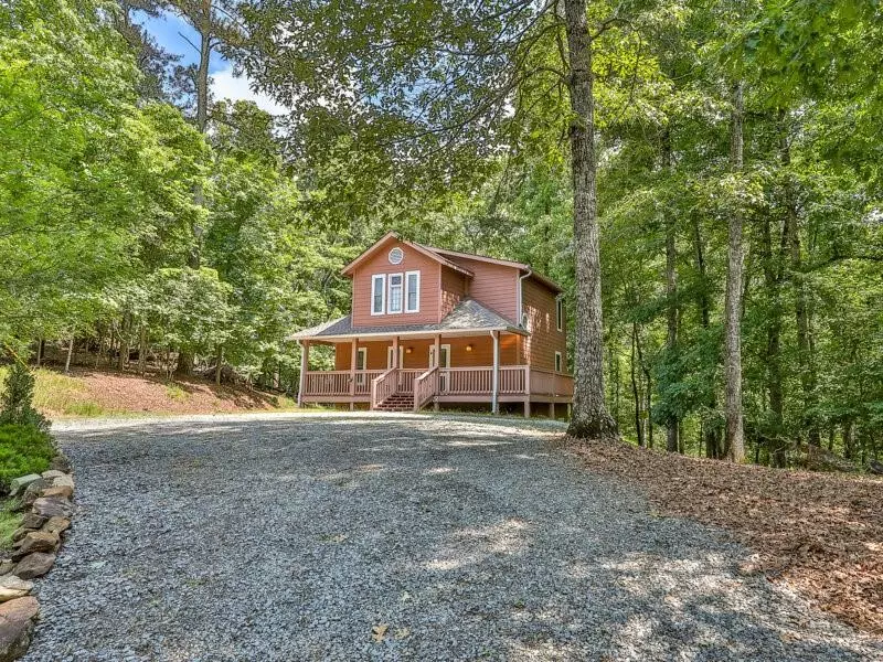 1332 Newport DR, Ellijay, GA 30540