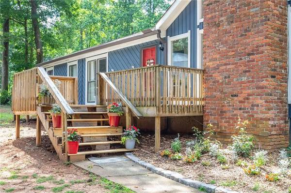 3277 Sutcliffe RDG NW, Marietta, GA 30064