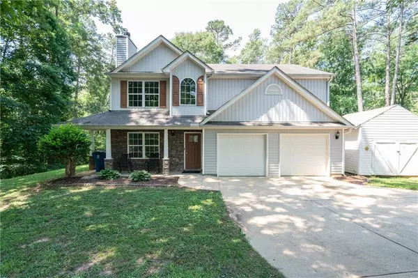 1453 Solomon DR, Winder, GA 30680