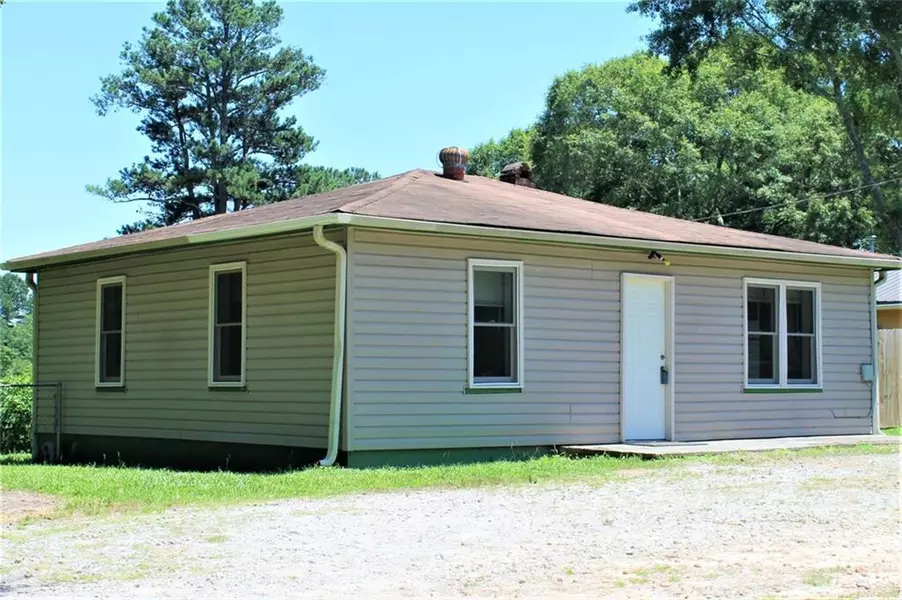 6180 TEMPLE ST, Lithia Springs, GA 30122