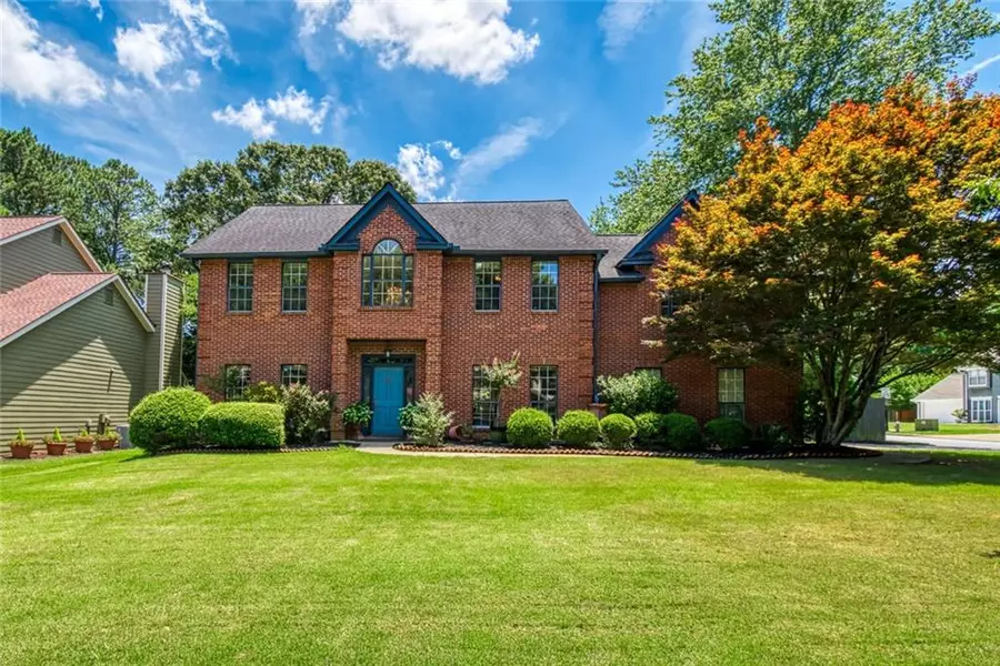 10825 Pinehigh DR, Alpharetta, GA 30022