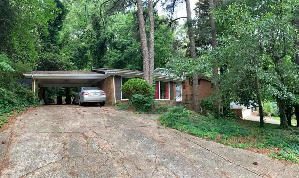 3507 Scenic DR, East Point, GA 30344