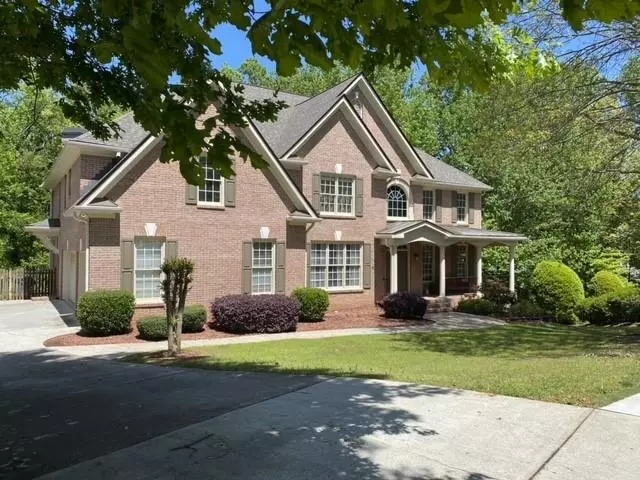 370 N Saint Phillip LN, Alpharetta, GA 30022