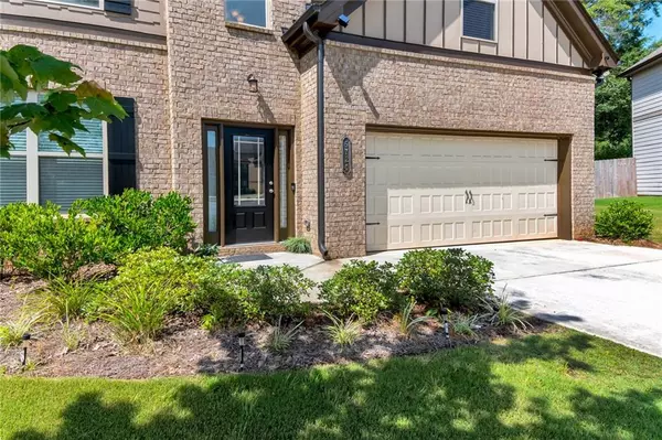 Flowery Branch, GA 30542,5724 Shore Isle CT