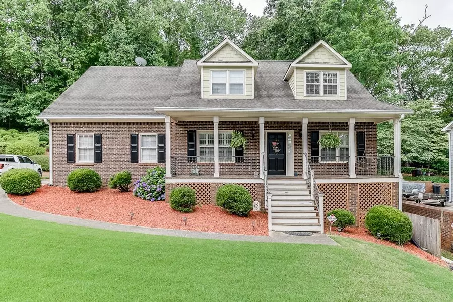 235 Timber Oak CV, Lawrenceville, GA 30043