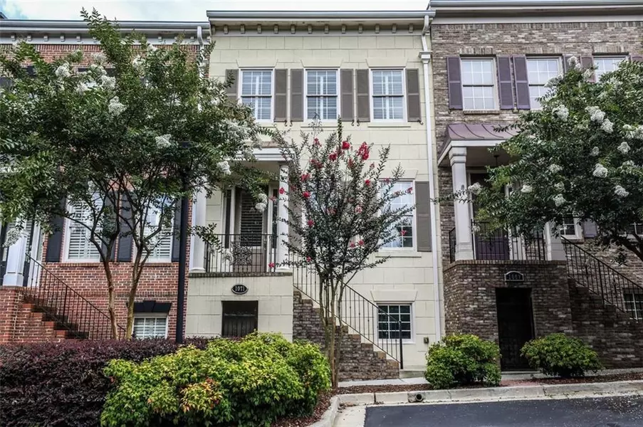 1071 Pearl PT NE, Sandy Springs, GA 30328