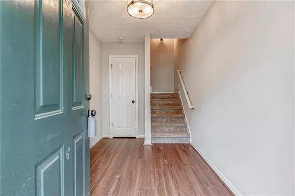 Acworth, GA 30101,2528 THORNGATE DR