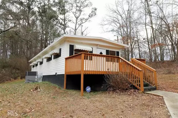 418 Weddington RD, Hiram, GA 30141