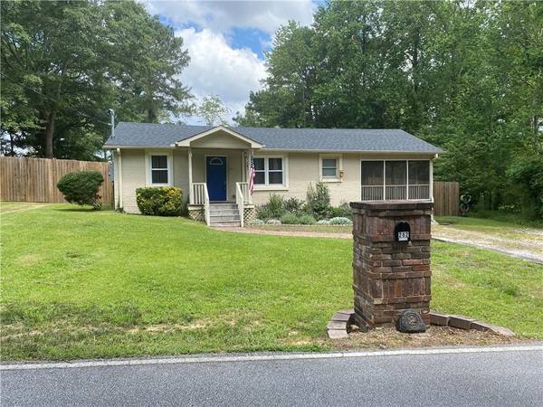 282 Bruce ST, Loganville, GA 30052