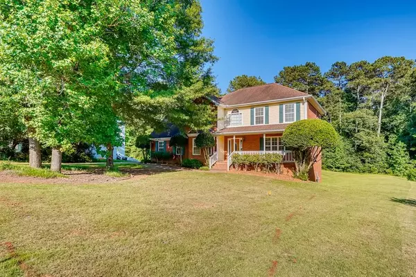 168 Crossing DR, Stockbridge, GA 30281