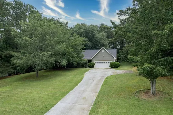 Loganville, GA 30052,4991 Cliff Top DR