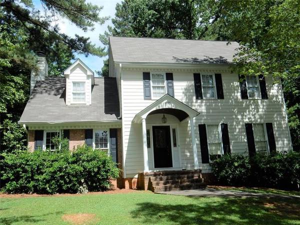 4975 GLENWHITE DR, Duluth, GA 30096