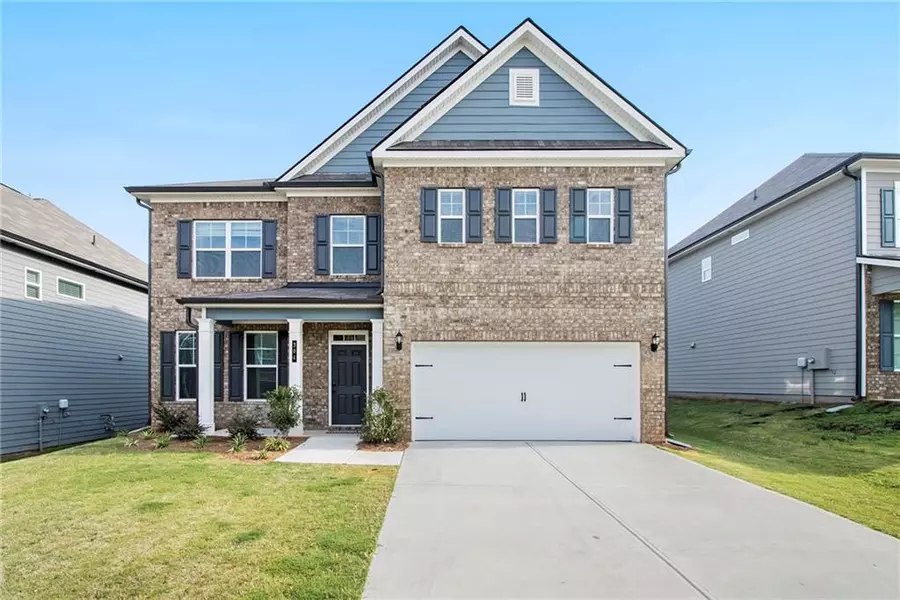 304 Buckpasser CT, Acworth, GA 30102