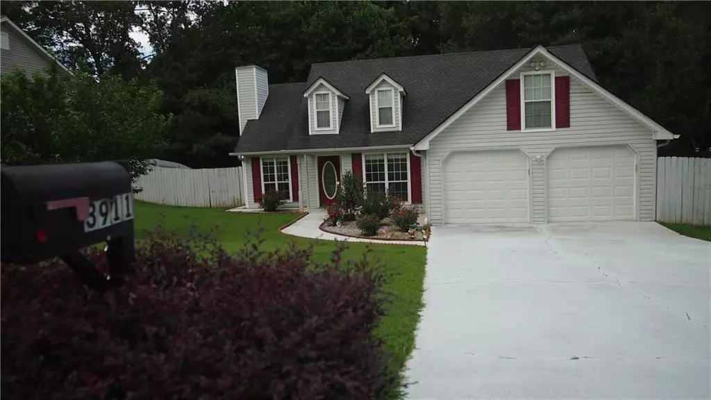 3911 Wakefield DR, Flowery Branch, GA 30542