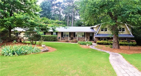 2784 Cravey DR NE DR NE, Tucker, GA 30345