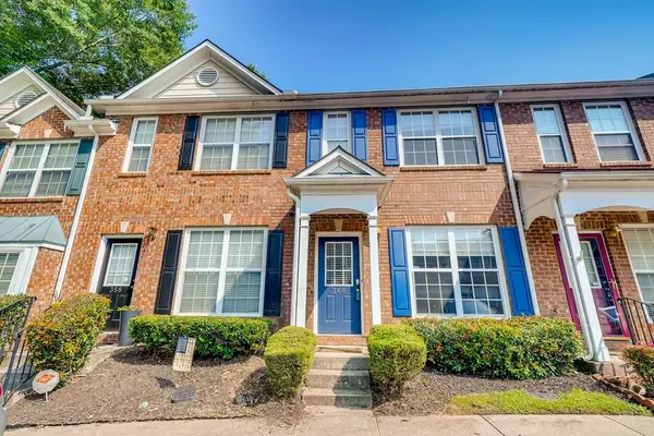 360 Paden Cove TRL, Lawrenceville, GA 30044