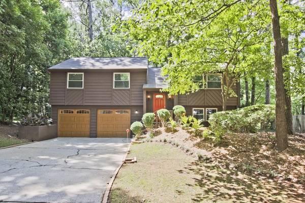 5099 Stone TRCE, Stone Mountain, GA 30083