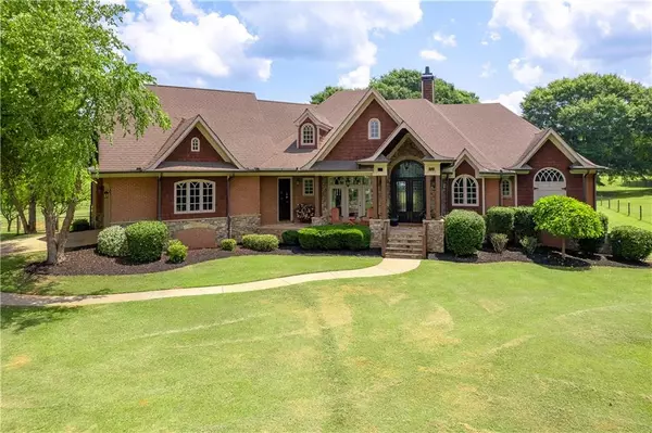 257 Mulberry River RD, Winder, GA 30680