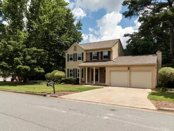 3275 Old Evergreen WAY, Johns Creek, GA 30022